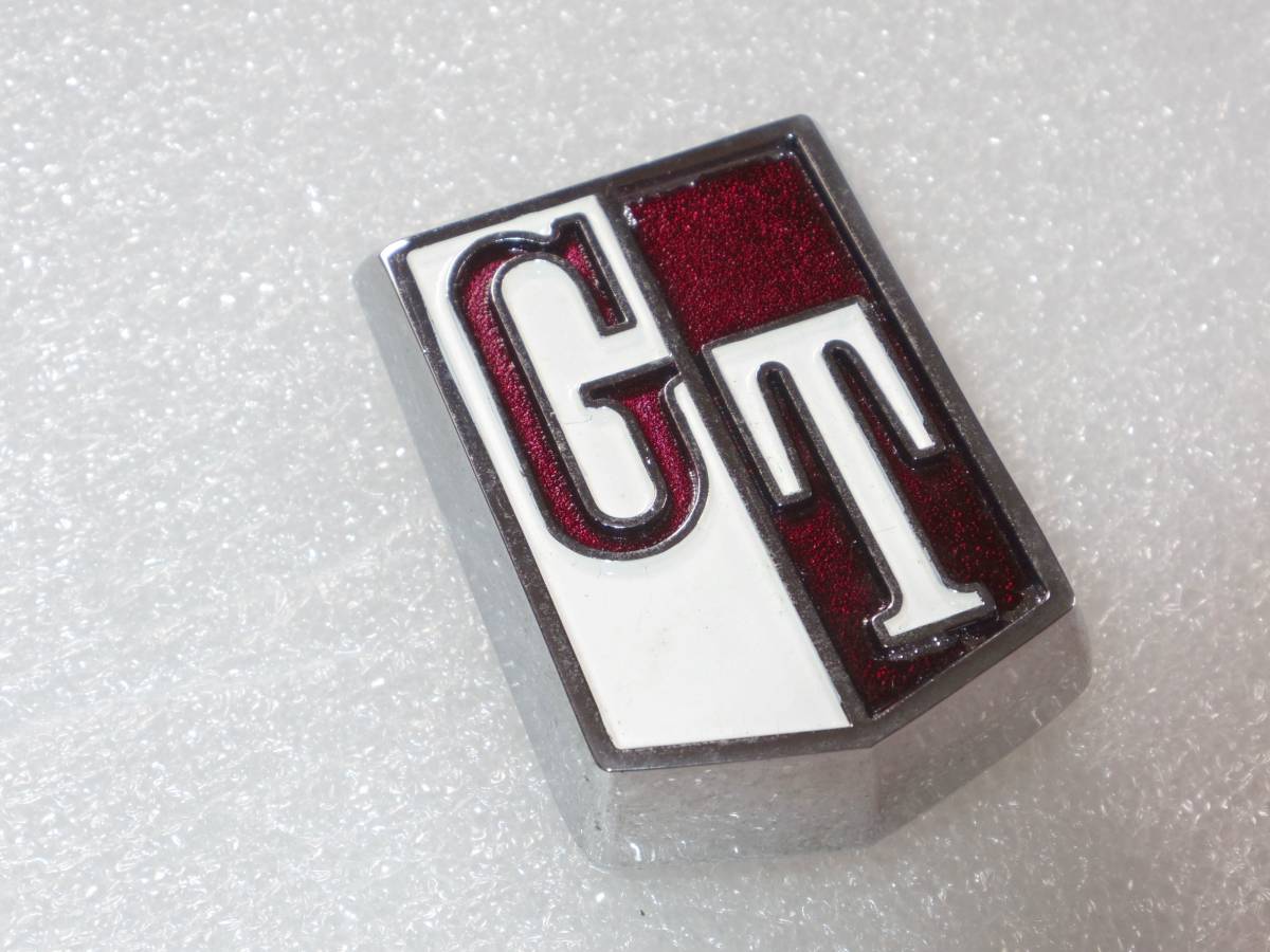 ハコスカGT-R サイドエンブレム（赤バッジ）初期金属製 【公式通販】