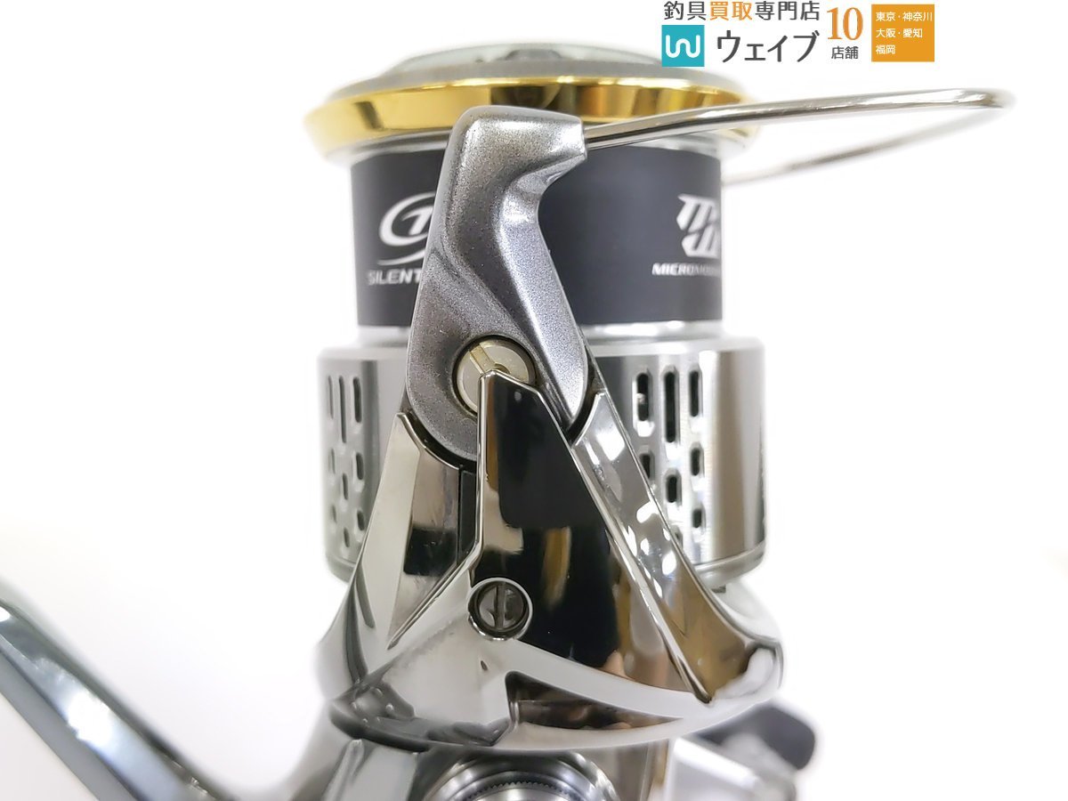 シマノ 18 ステラ C3000MHG 未使用品 【公式通販】