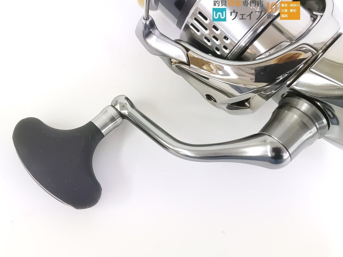 シマノ 18 ステラ C3000MHG 未使用品 【公式通販】
