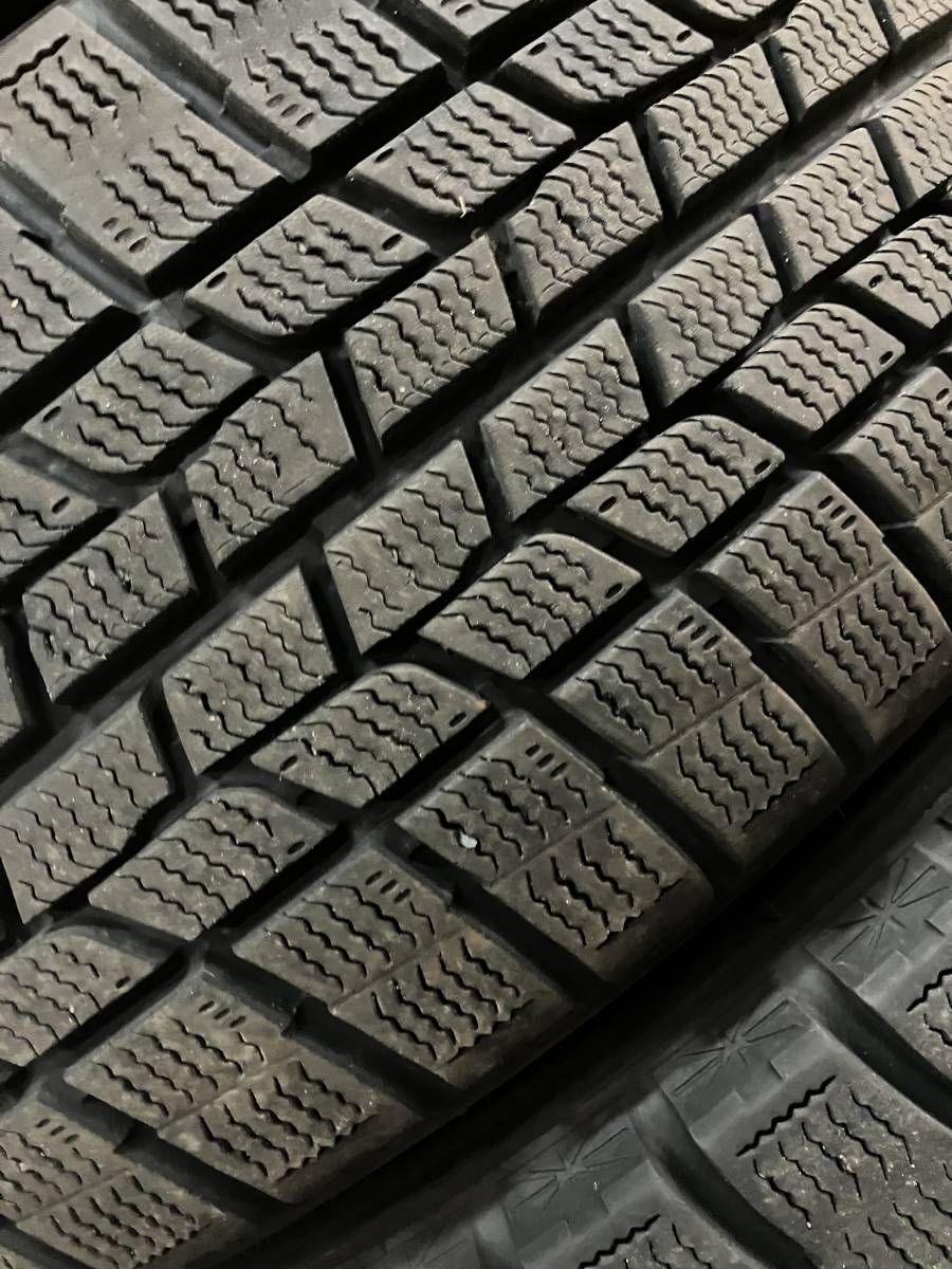 19年製！ バリ山 215/55R17インチ スタッドレスタイヤ アイスナビ6