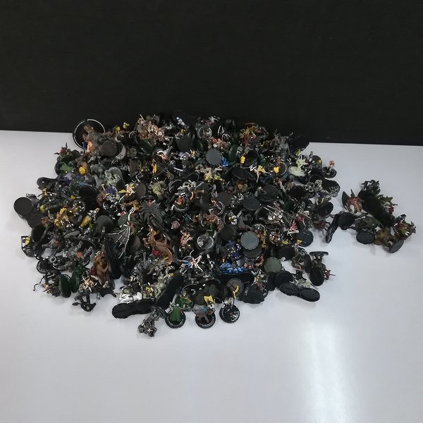 mO271c [大量] WizKids メイジナイト フィギュア ユニーク含む 約400体