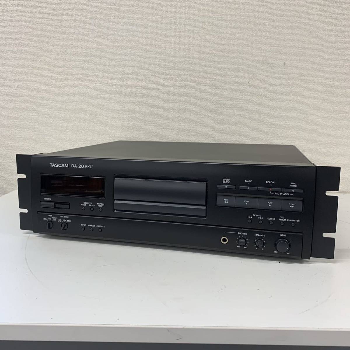 Gb2】 TASCAM DA-20MK II DATデッキ タスカム 現状品 DATプレーヤー