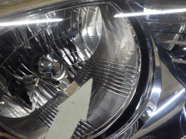 【岩手 盛岡発】中古 純正 フリードハイブリッド DAA-GP3 右ヘッドランプASSY HID KOITO 100-62054 クスミ有 ＜個人あて発送不可商品＞ 2026年最新Yahoo!オークション ヘッドライトの中古品 -フリード 33101-SFM-N71 右ヘッドランプASSY フリードGB3右ヘッドライトGB4ヘッドランプGP3運
