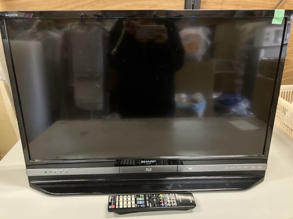 ☆動作確認OK！SHARPシャープ AQUOSアクオス 液晶カラーテレビ 32型 LC
