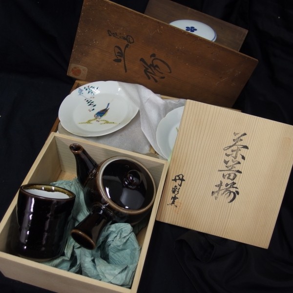 新作入荷，2025 【共箱 銘有】九谷焼 焼山 古青 太明成化年製/有田焼 永泉造/黄瀬戸 竹光/志野焼 丹波焼 みのる他 茶器 茶器 酒器 陶器12箱41点/140サイズ