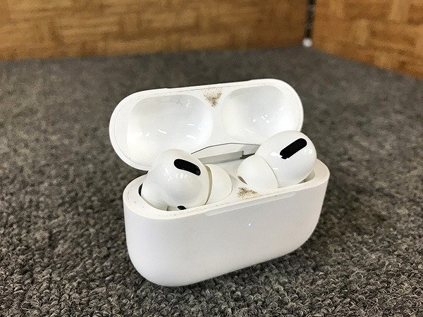 TNG01880SGM Apple AirPods Pro ワイヤレスイヤホン A2084 直接お渡し歓迎