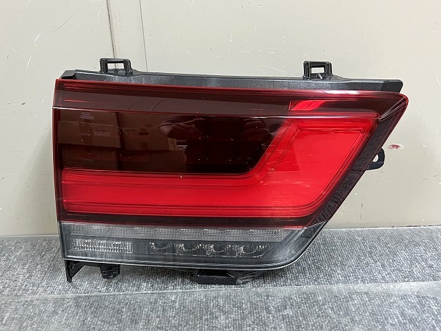 ランドクルーザー/ランクル300 FJA300W/VJA300W ZX 純正 左