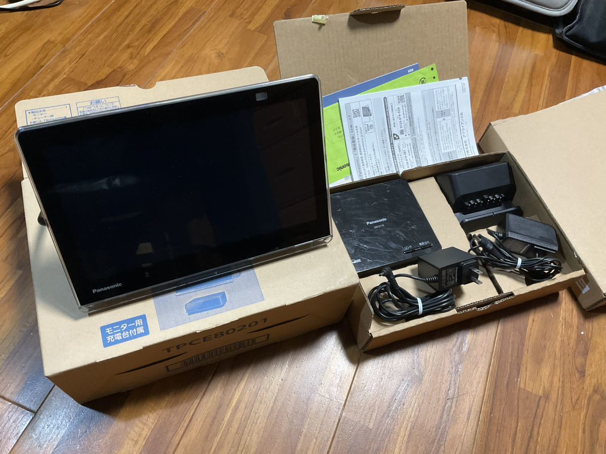 Panasonic UN-10L11-K 10型プライベートビエラ ポータブルテレビ