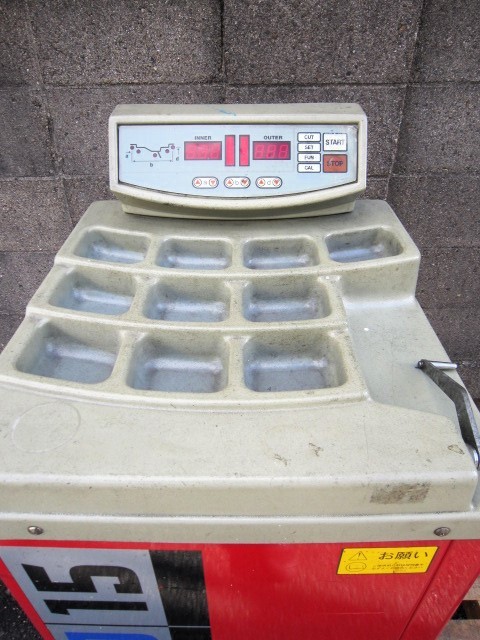□一流メーカー□ホイールバランサー□AC100V仕様□50/60Hz兼用□東洋
