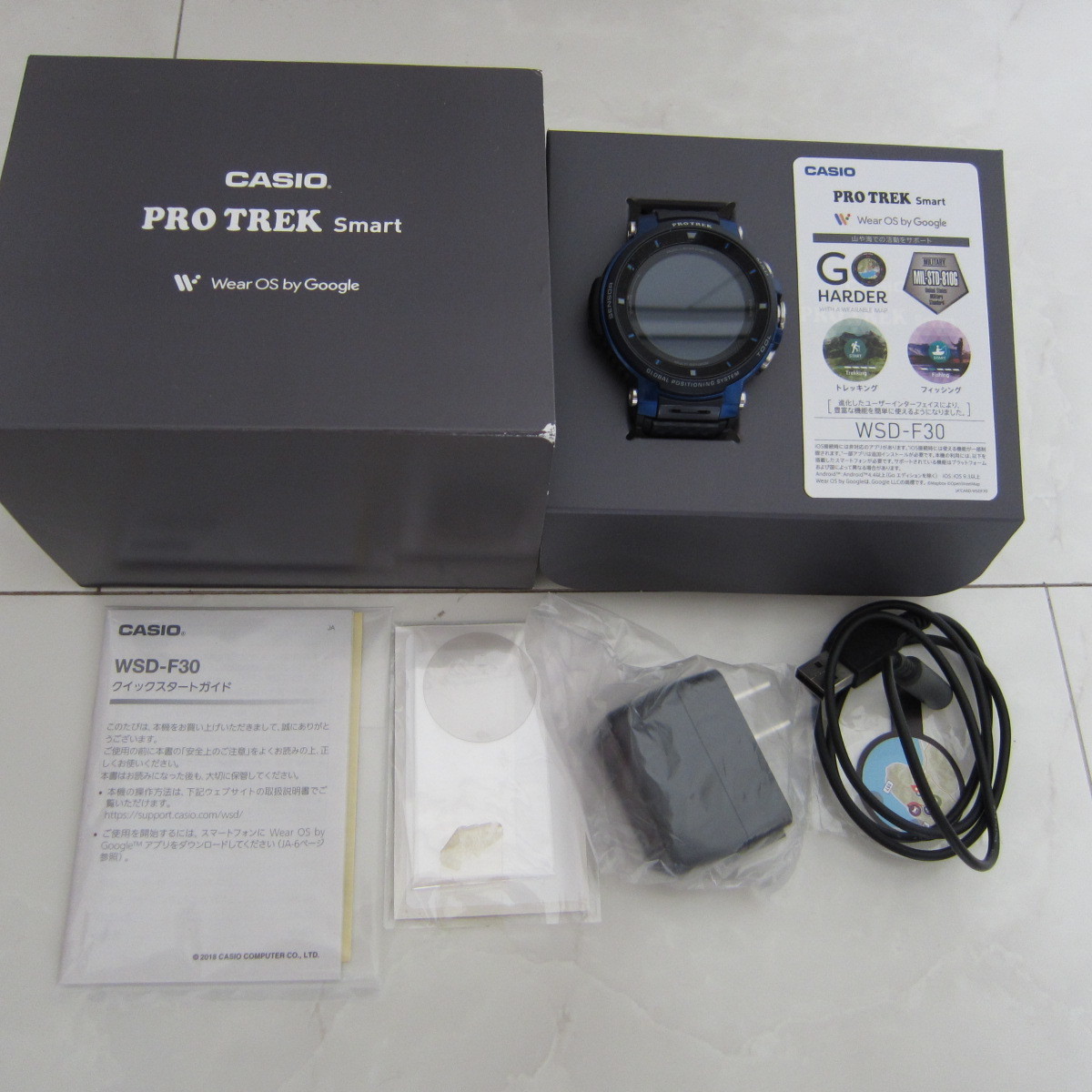 美品　カシオ　PRO TREK　Smart　WSD-F30　ブルー