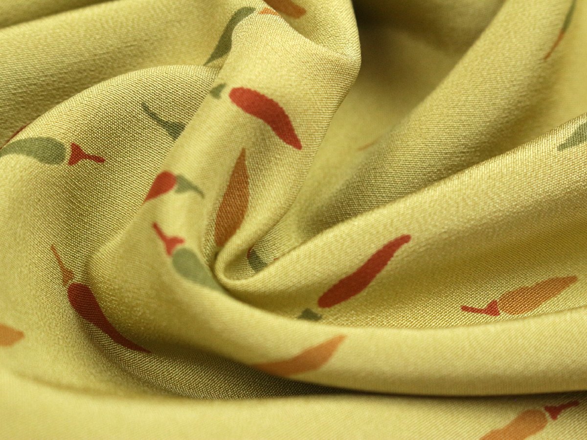 《反物》正絹長襦袢　唐辛子文様　e11-218