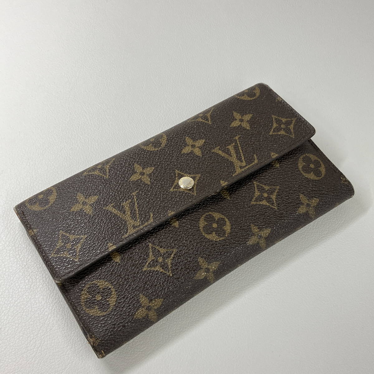 LOUIS VUITTON モノグラム 二つ折り財布 ポルトトレゾール 231094-002 LOUIS VUITTON ルイヴィトン モノグラム M61215 ポルト