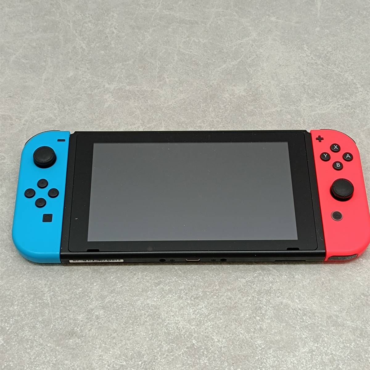 070）A〈中古品〉ニンテンドーSwitch 本体のみ【動作確認・初期化済】7