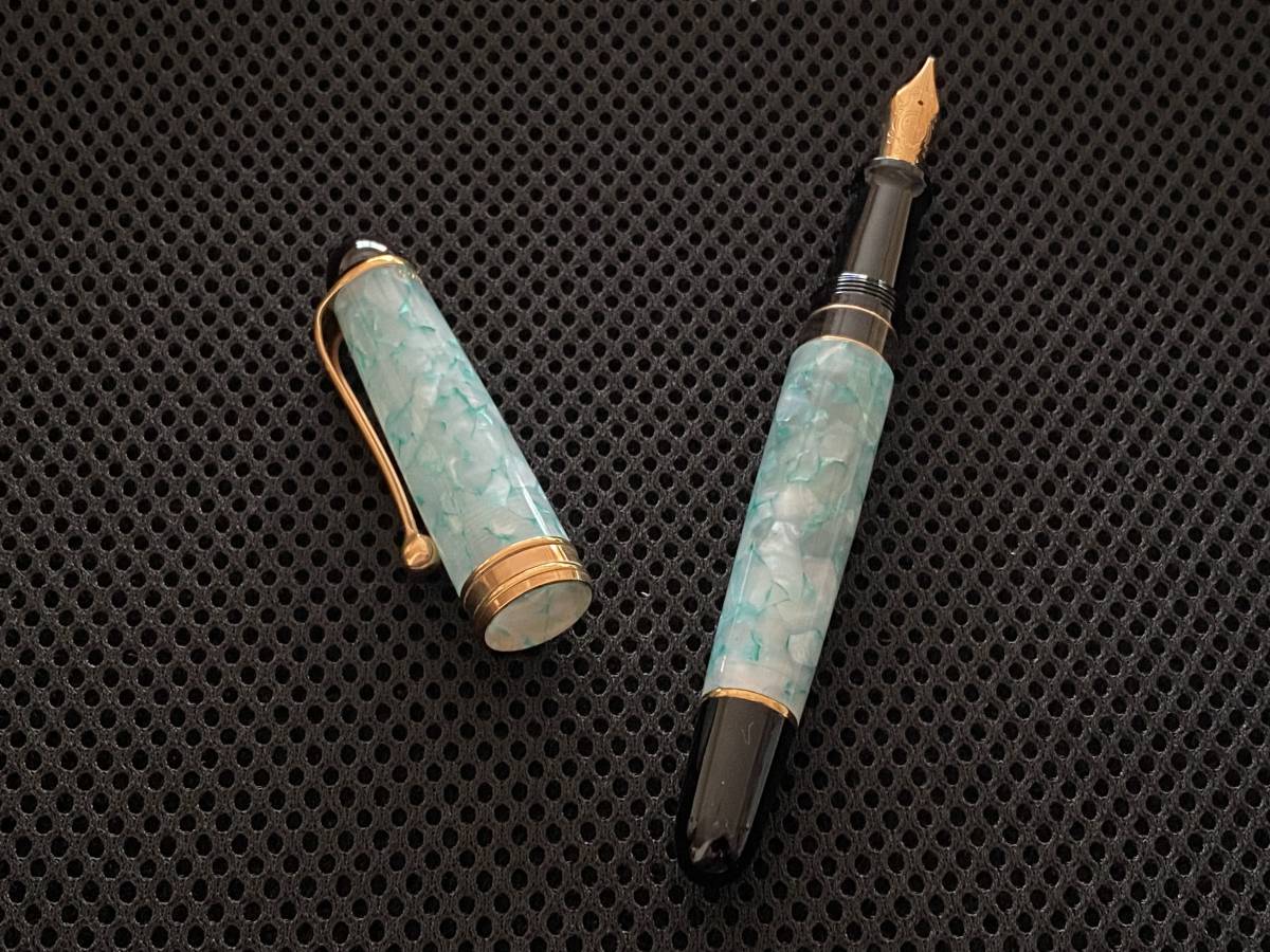 アウロラ 88 ウラノ Mニブ アウロラ 0 ウラノ 88P ジャンクAURORA