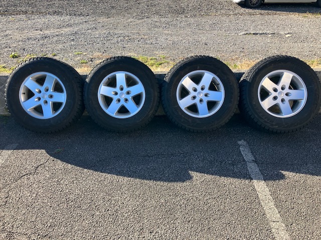 265/70R17 スタッドレスタイヤ 4本セット JEEP ジープ ラングラー JK 