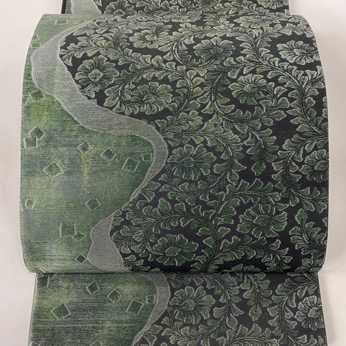 袋帯 美品 秀品 落款 重兵衛 花唐草 霞 銀糸 箔 灰緑 六通 正絹 【中古】