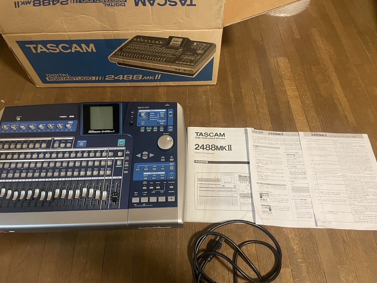 極美品TASCAM PORTA05 マルチトラックレコーダー 展示品☆新品同様☆TASCAM☆タスカム☆マルチトラックレコーダー☆HDD