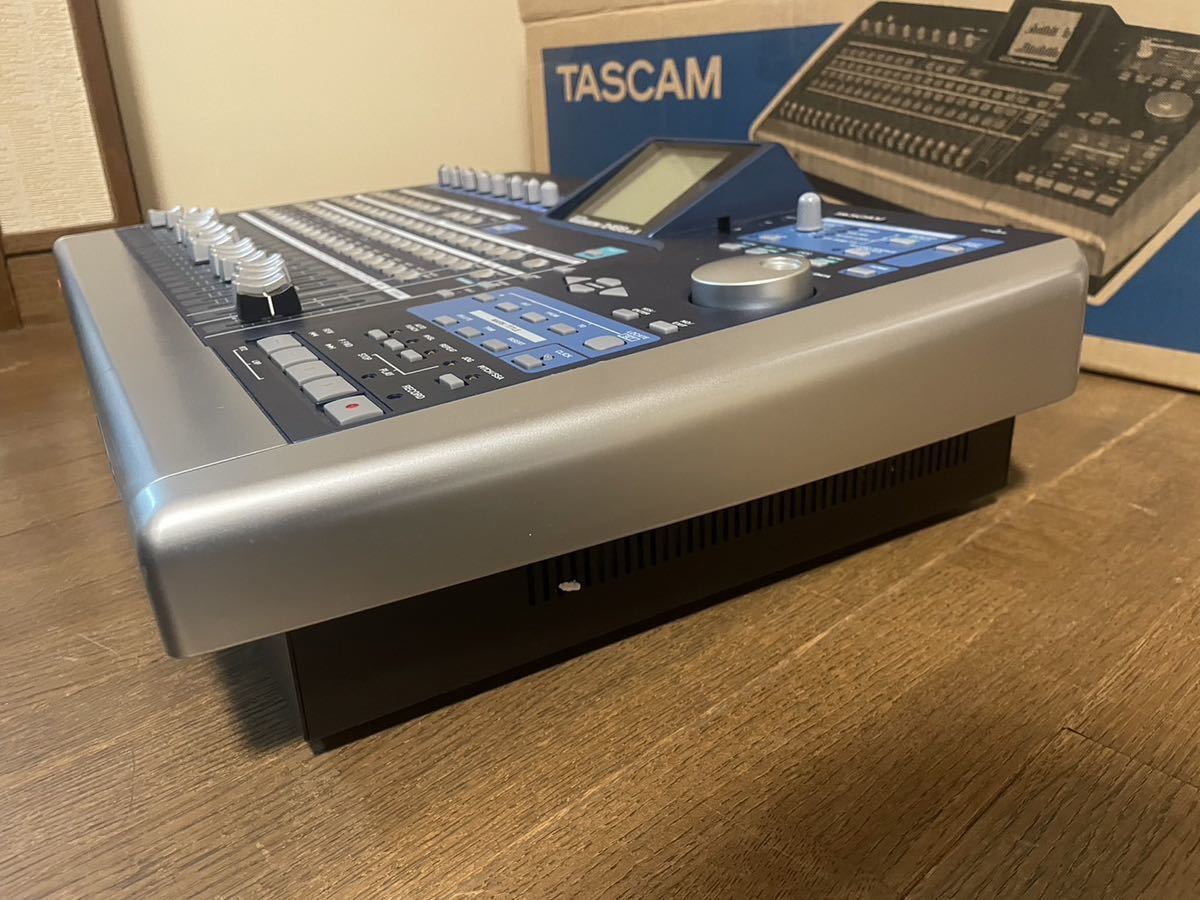 展示品☆新品同様☆TASCAM☆タスカム☆マルチトラックレコーダー☆HDD