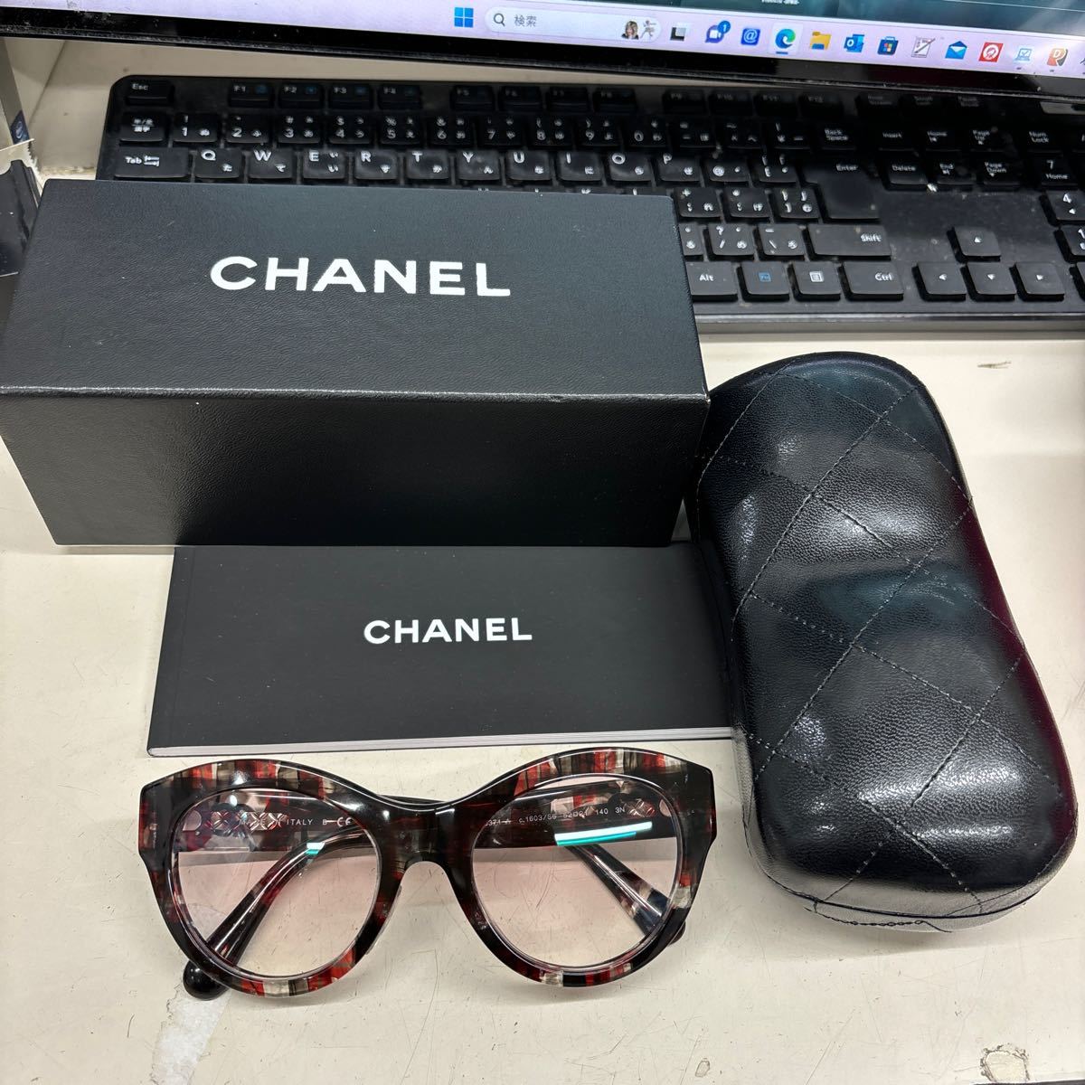 B3731【美品】CHANEL シャネル　サングラス　5371-A