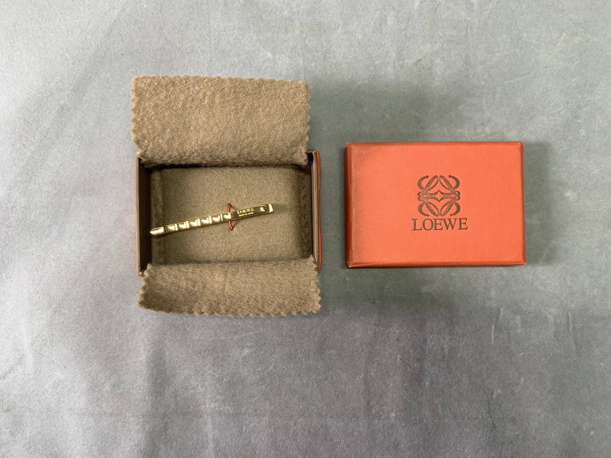 10＃C/2527 LOEWE ロエベ ゴールド タイピン ネクタイピン スペイン製 