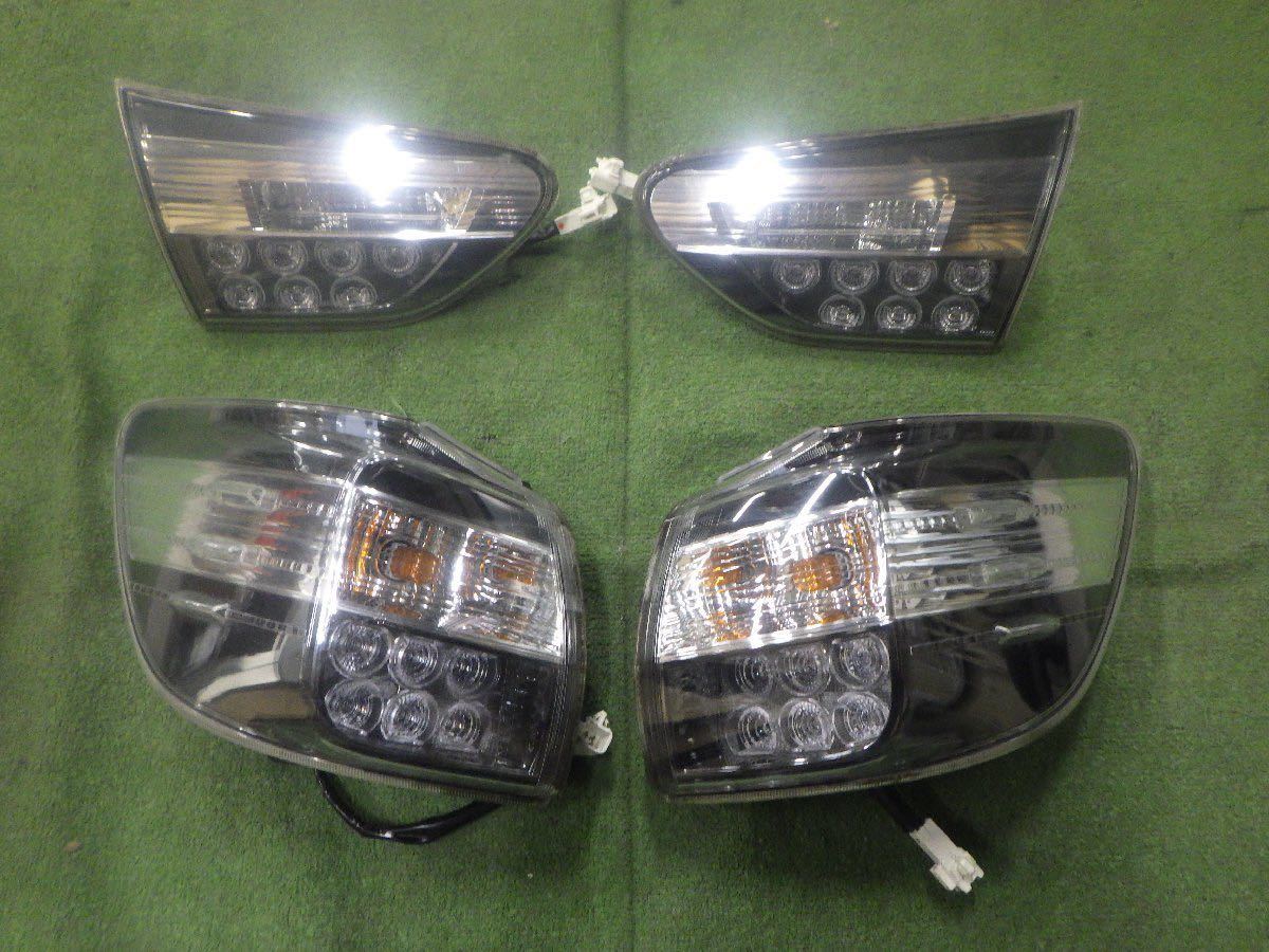 ZGE20/ZGE25 ウィッシュ 後期 右ヘッドライト ICHIKOH 68-16 ※個人宅配