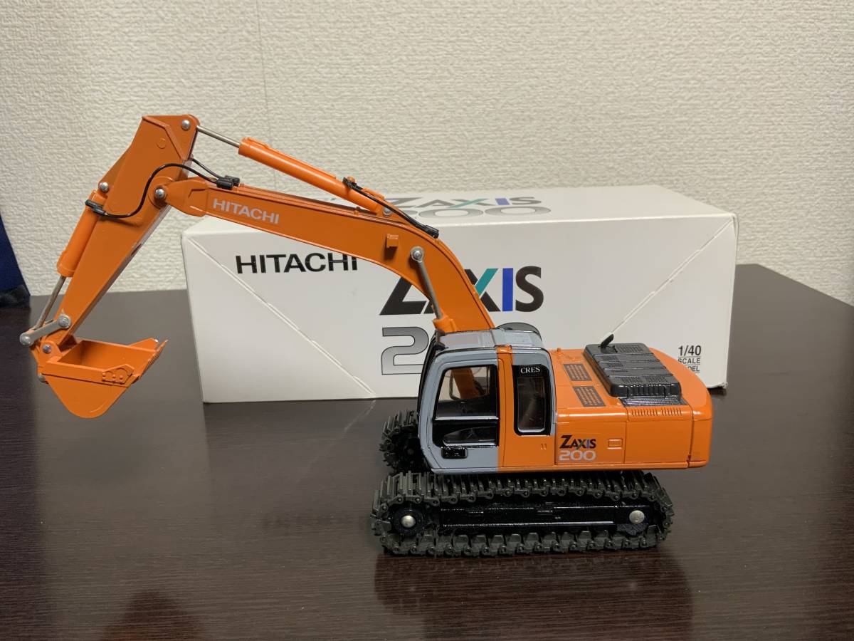 HITACHI ZAXIS200 日立建機　パワーショベル　ミニカー　1/40スケールモデル