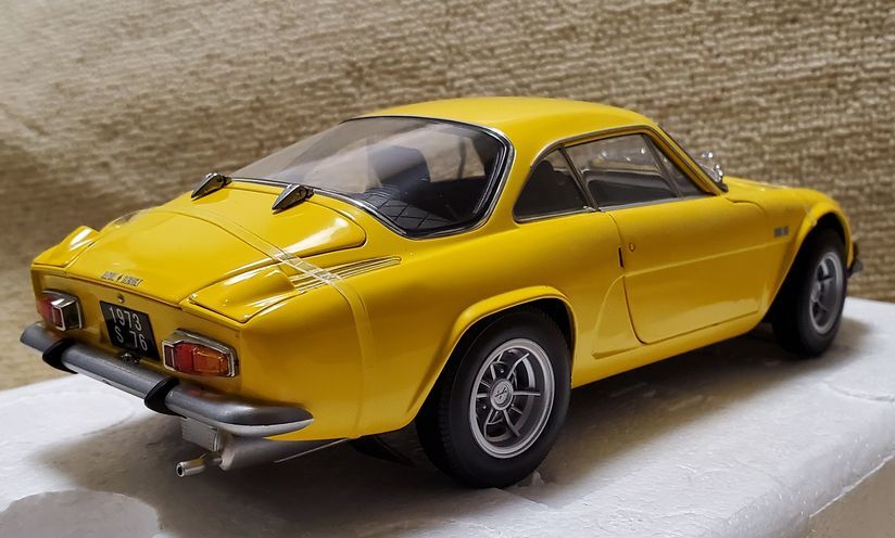 珍しいイエロー 京商 1/18 Alpine Renault A110 1600S (Yellow) No