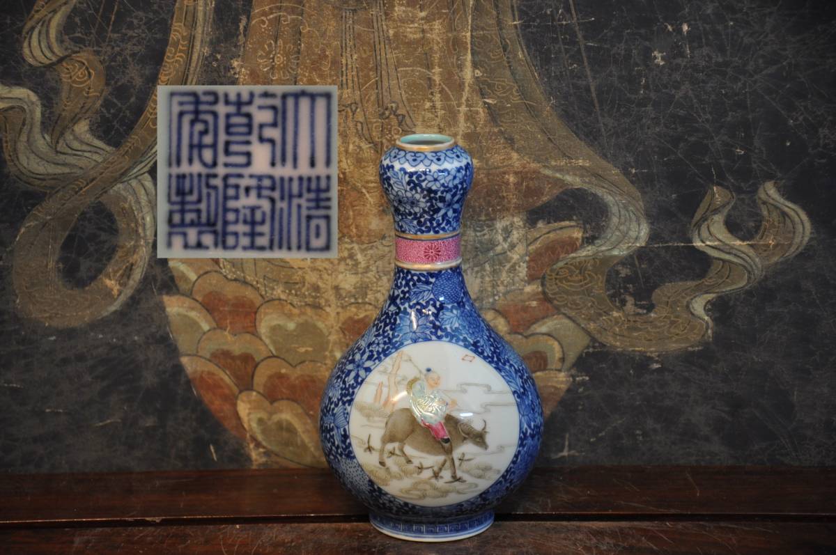 定番人気，高品質 大清乾隆年製 青花染付粉彩図蒜頭瓶 中国美術(清)｜売買されたオークション情報、yahooの商品情報をアーカイブ公開 - オークファン 清