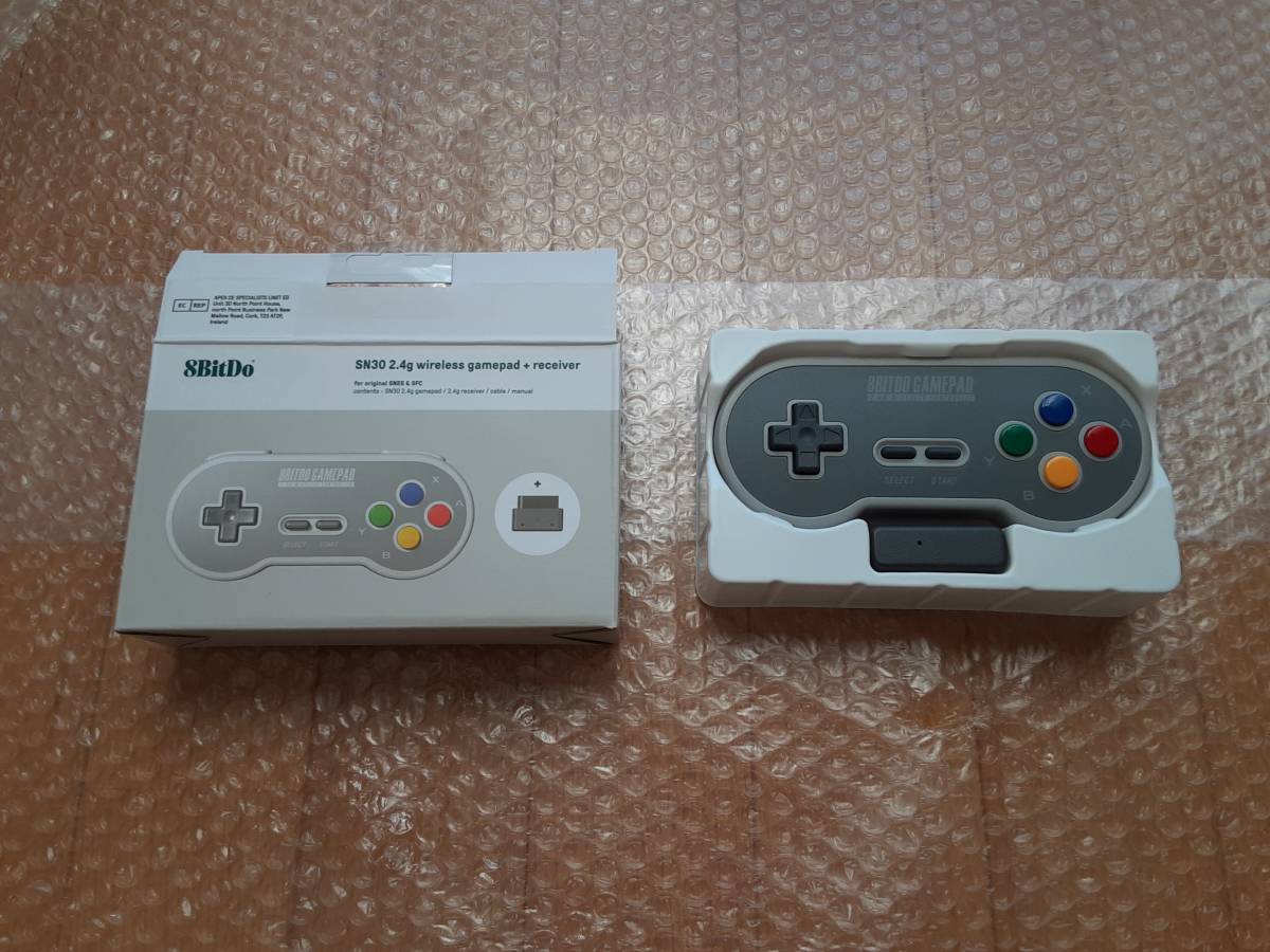 8BitDo　スーパーファミコン　コントローラー　ワイヤレス　中古　美品　　　　　　　【任天堂・ゲーム】
