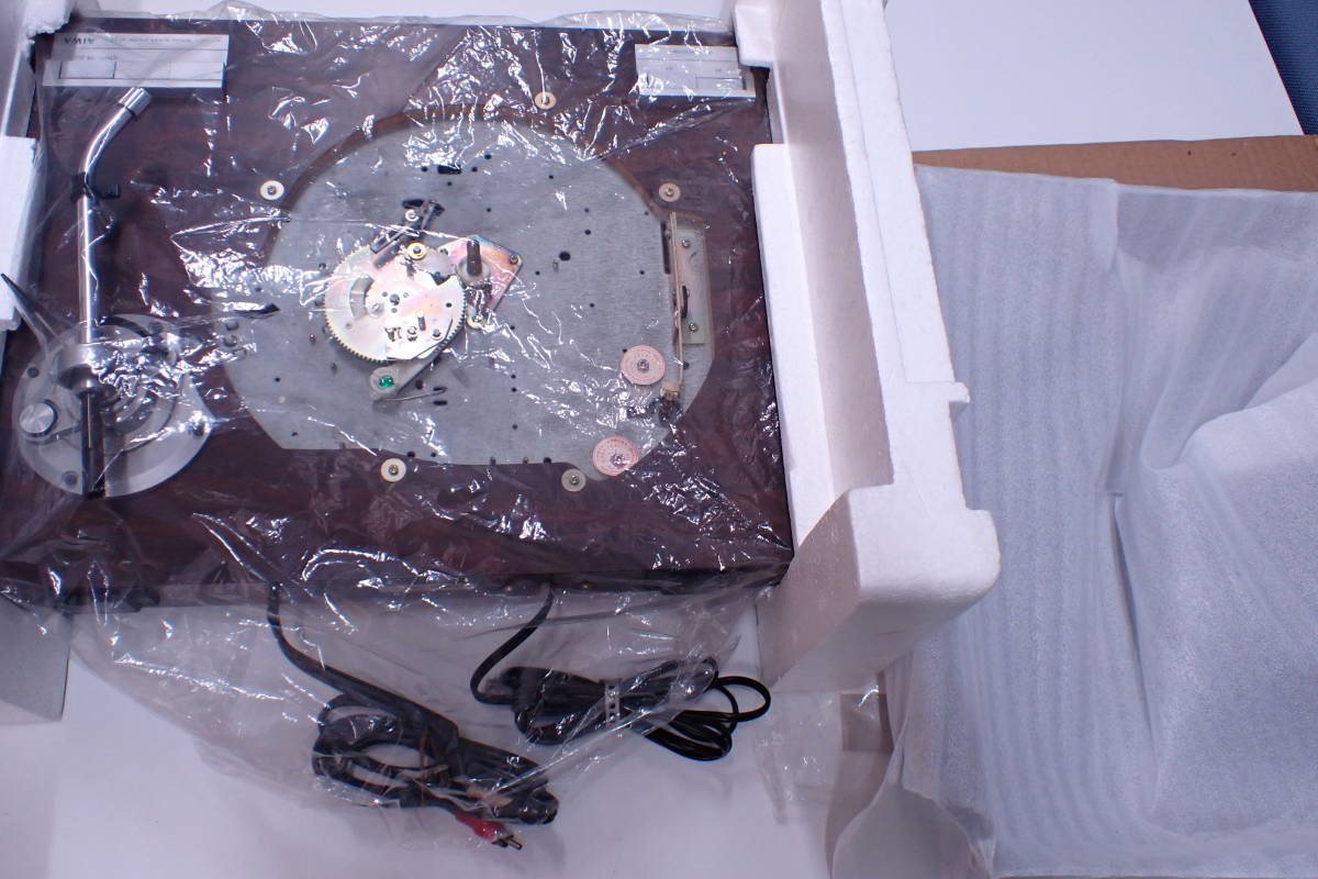 AIWA AUTOMATIC RETURN PLAYER SYSTEM AP-D11 アイワ ターンテーブル