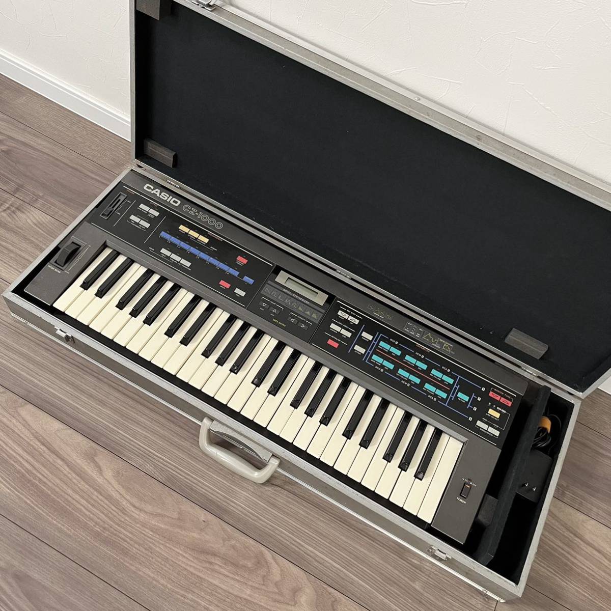 CASIO カシオ シンセサイザー CZ-1000 ハードケース付き 全鍵盤音出し