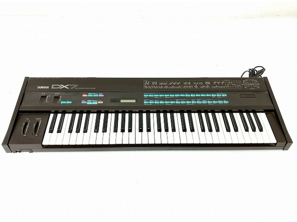 YAMAHA ヤマハ DX7 電子ピアノ キーボード シンセサイザー 鍵盤 通電OK 【現状品】 ヤマハ DX7 YAMAHA dx7s 0802② FM音源