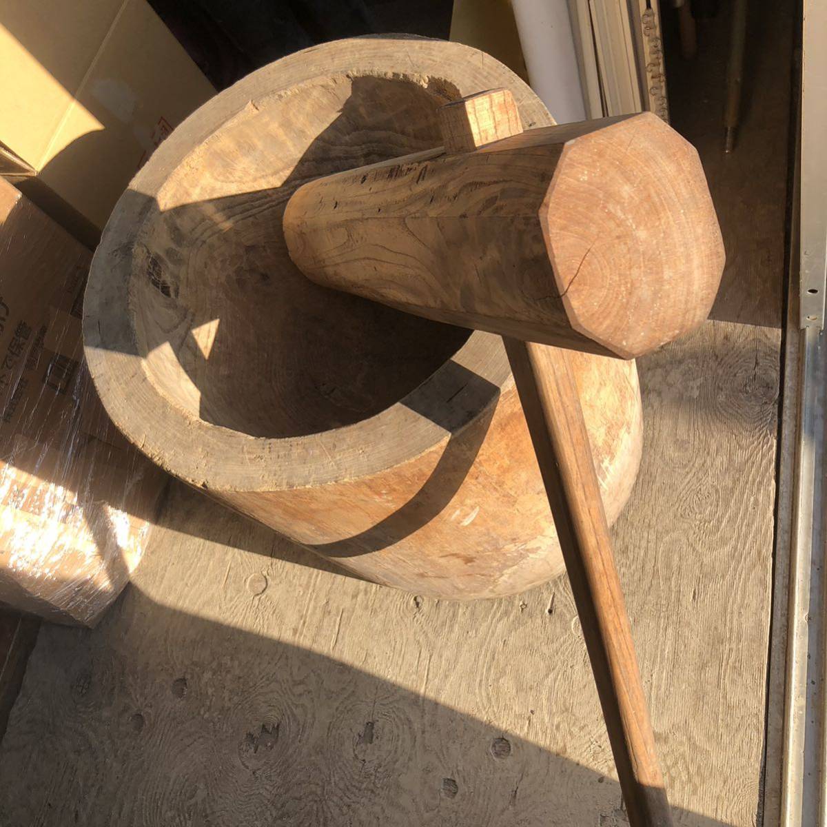 餅つき 杵 臼 正月 行事 文化 宴会 餅つき会 子供会 敬老会 レトロ アウトドア 木製 アンティーク 置物 山形より