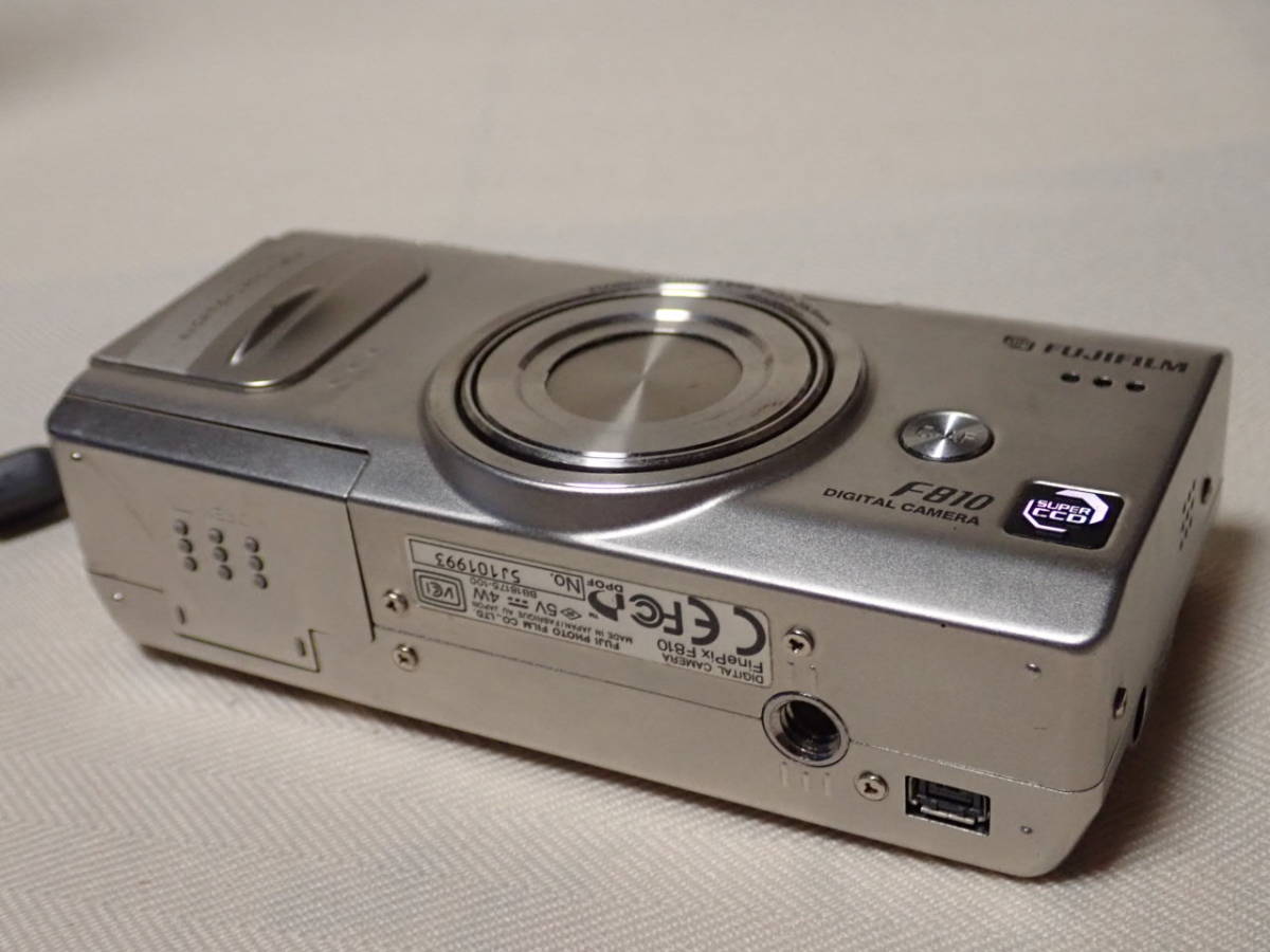 富士フイルム フジフイルム（FUJIFILM）FinePix F810【630万画素