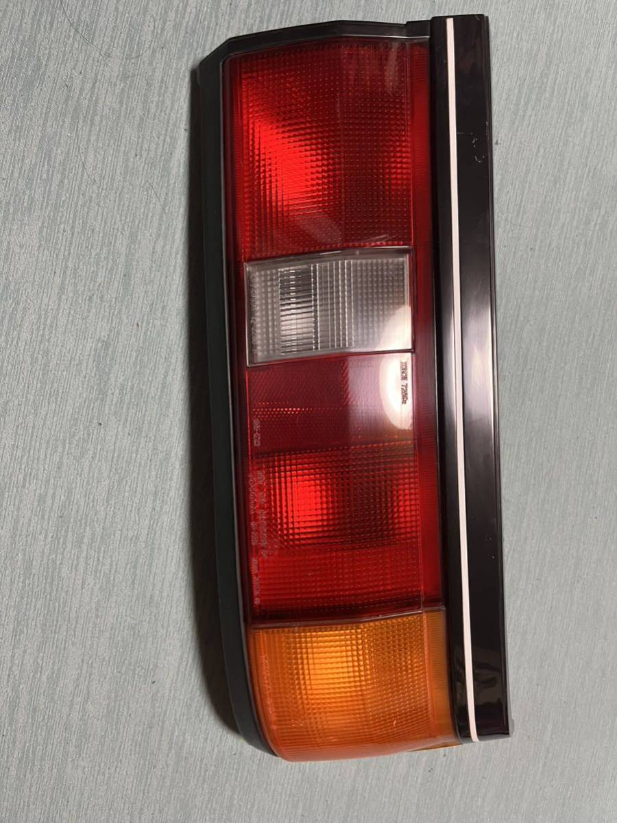 AE86 テール 3ドア用レビン レビン後期3ドアテールランプ