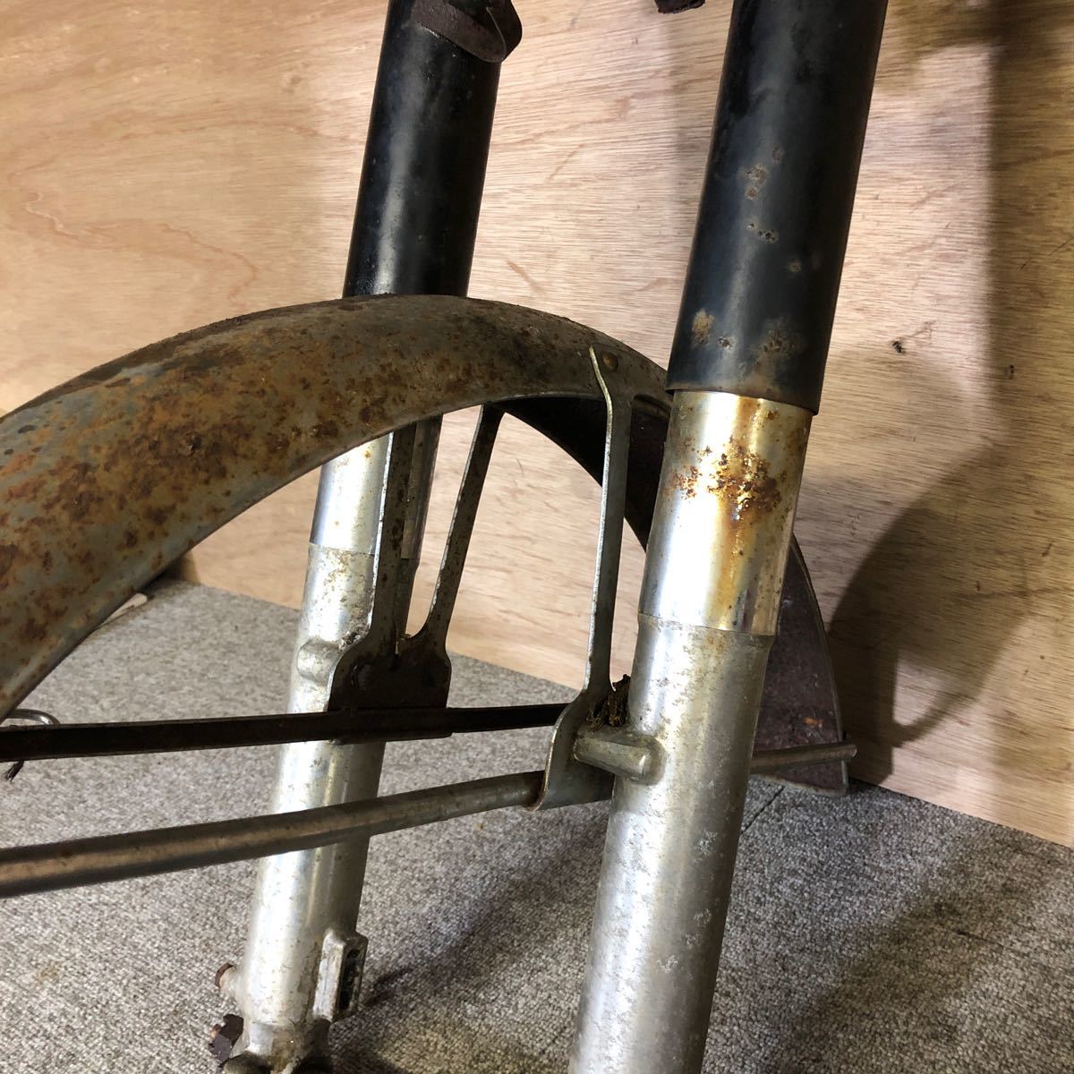 HONDA CD125K ベンリィ【純正 フロントフォーク・フロントフェンダー