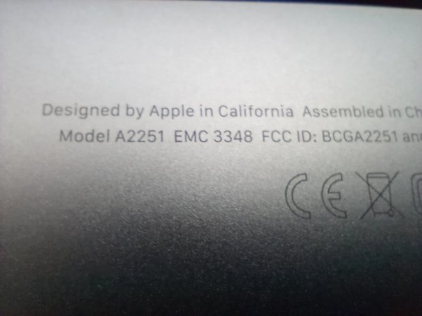 中古 Apple MacBook Pro(13-inch，2020) A2251 Core i5 2.0GHz RAM