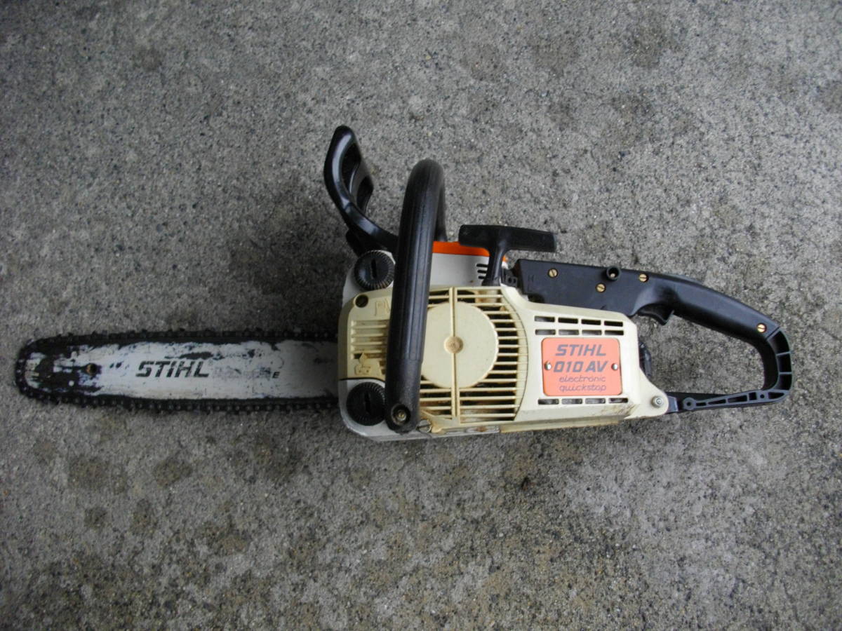 010AV スチール STIHL チェンソー チェーンソー エンジンチェーンソー スチールエンジン 実働品 長崎発 0 人気セール，本物保証 | 圧縮あり エンジンチェンソー エンジン 林業