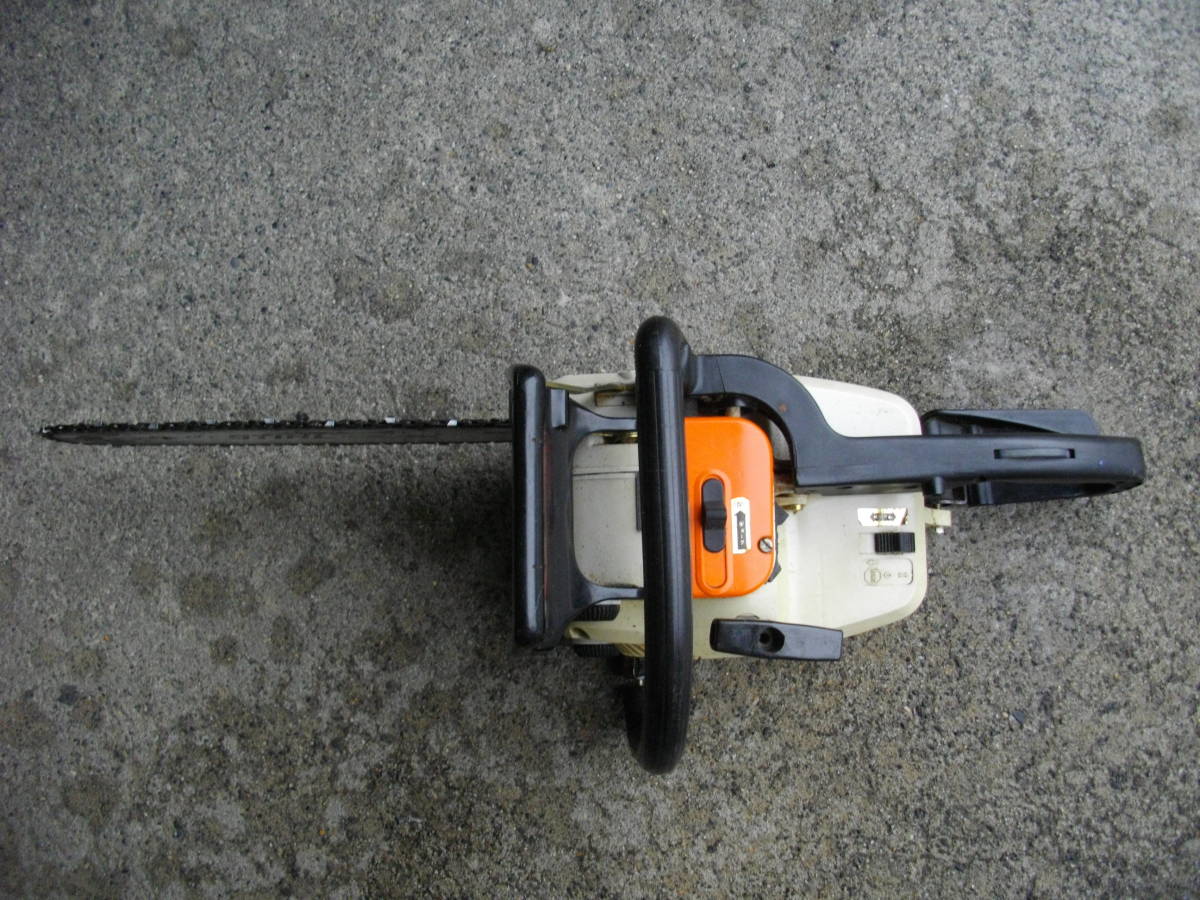 010AV スチール STIHL チェンソー チェーンソー エンジンチェーンソー スチールエンジン 実働品 長崎発 0 人気セール，本物保証 | 圧縮あり エンジンチェンソー エンジン 林業