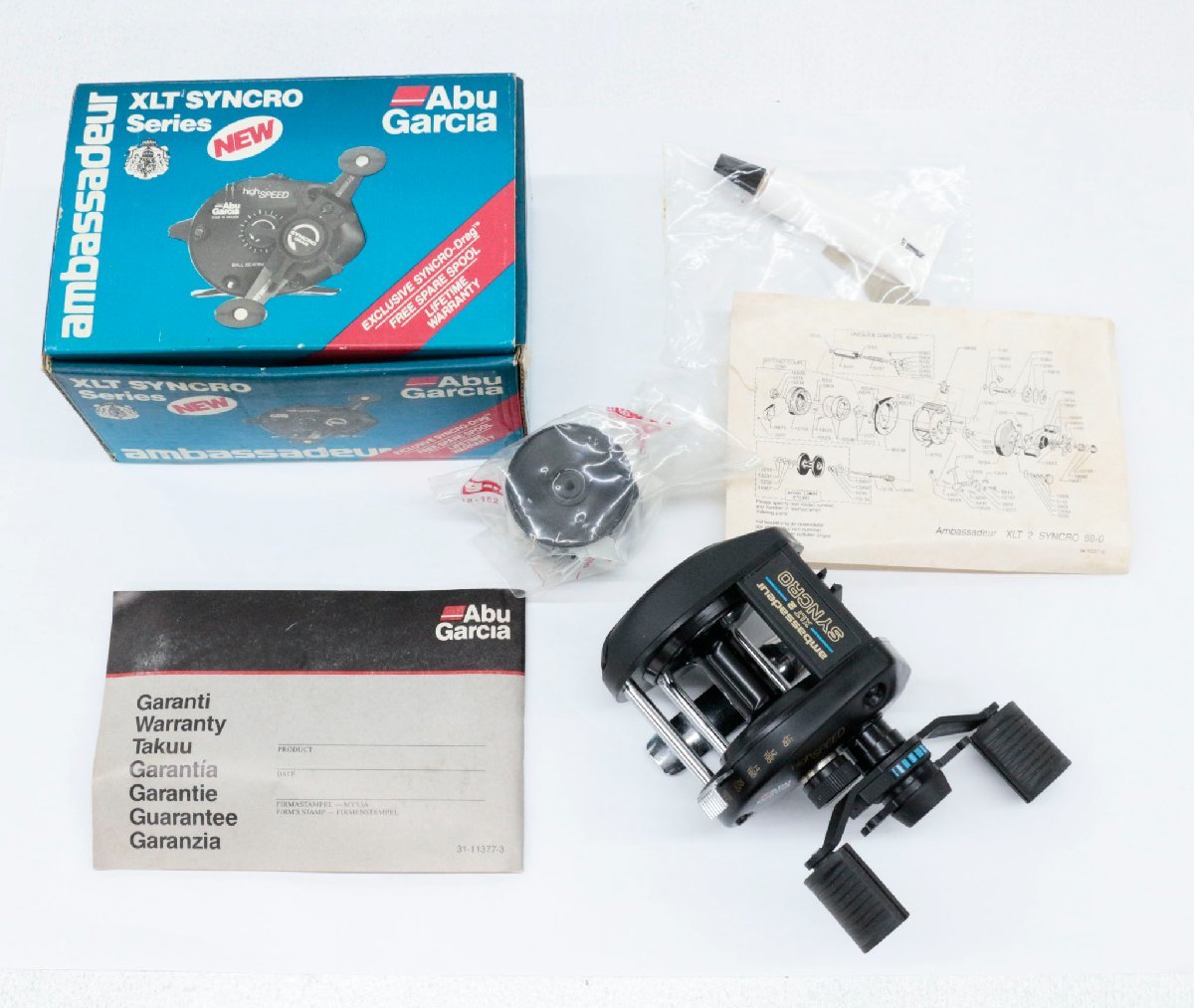 SAURUS（ザウルス）S字 ハンドル レッド ABU2500C アブガルシア