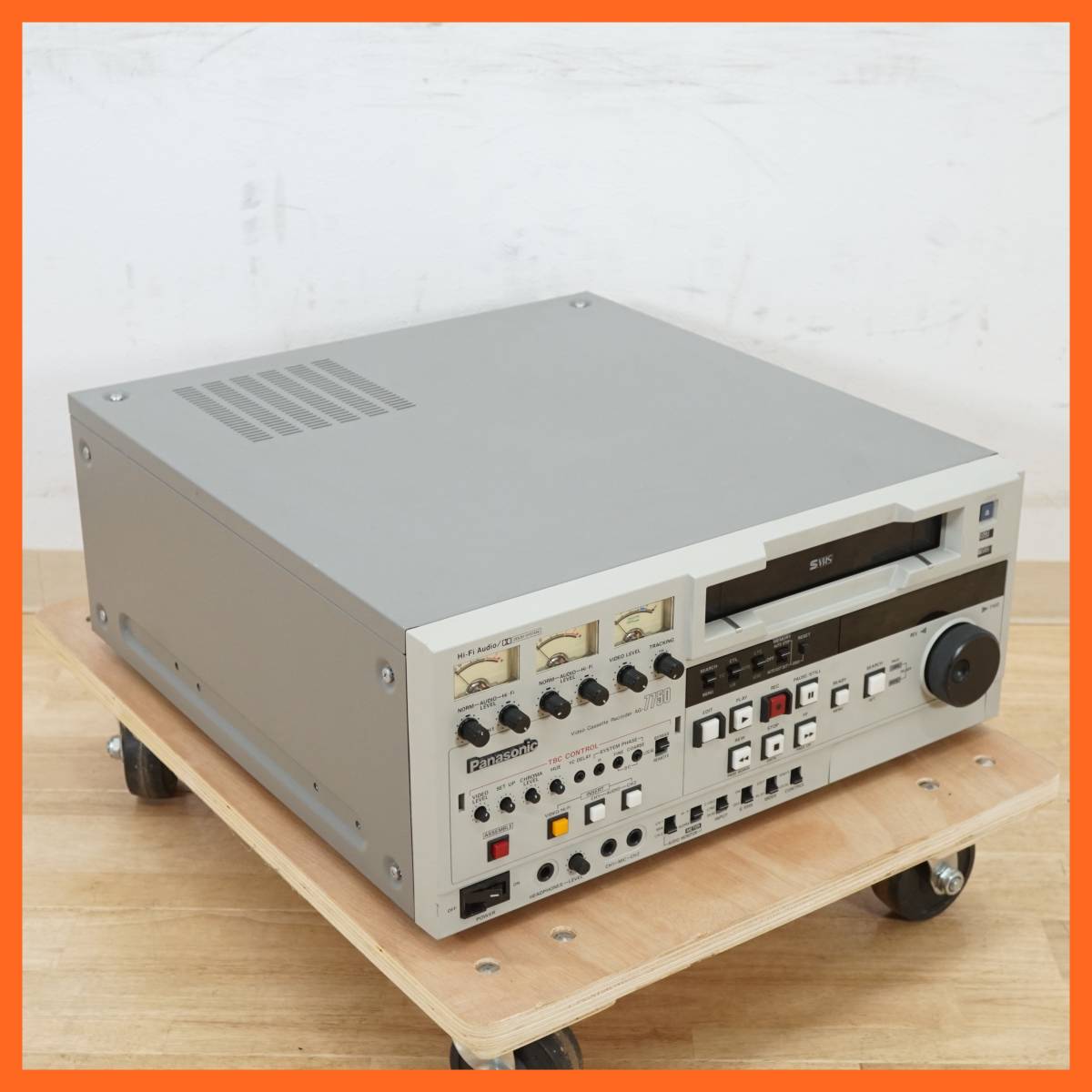 前ダ:【パナソニック】業務用 S-VHS ビデオカセットレコーダー