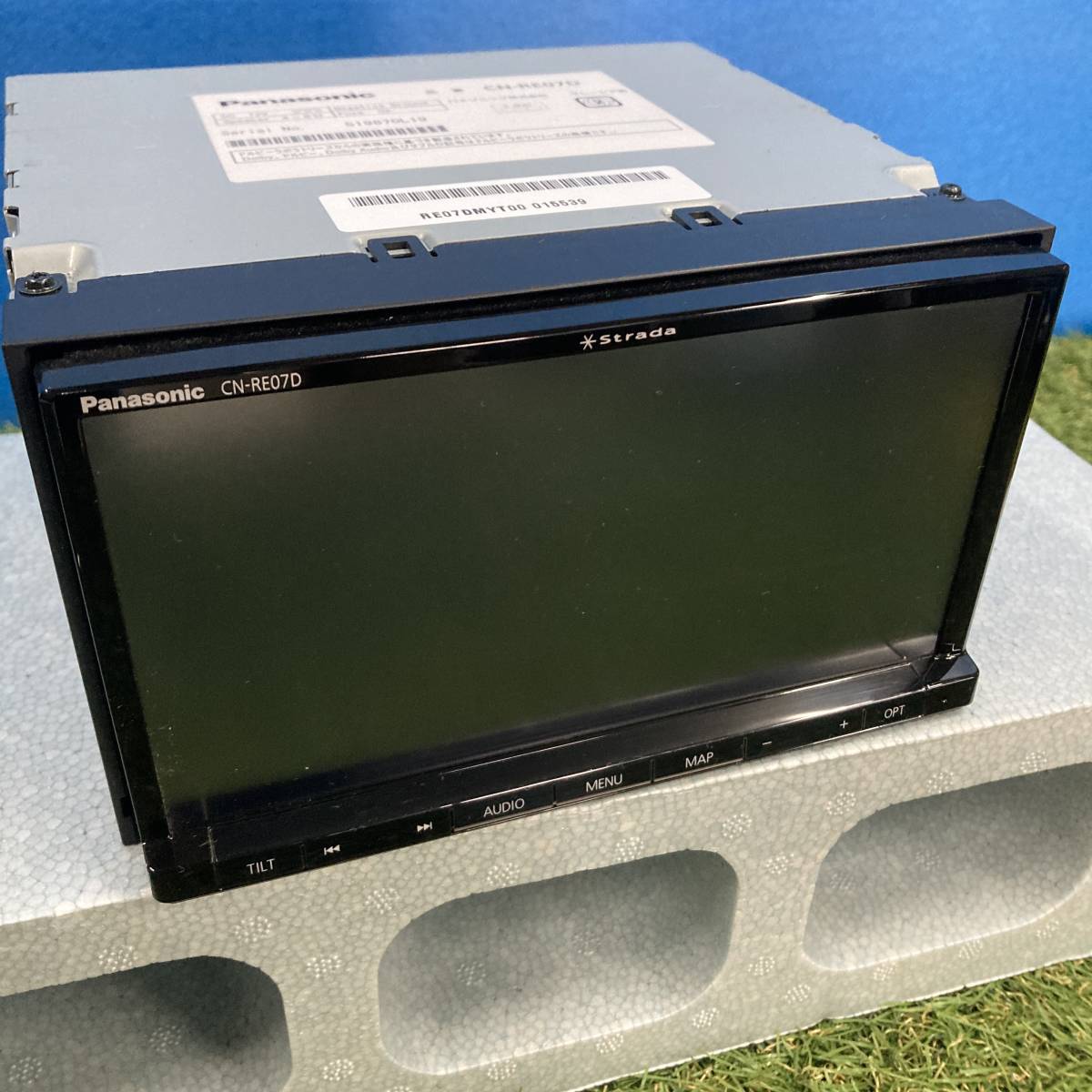 PANASONIC CN-RE07D パナソニック ストラーダ CN-RE07D | - 7インチ