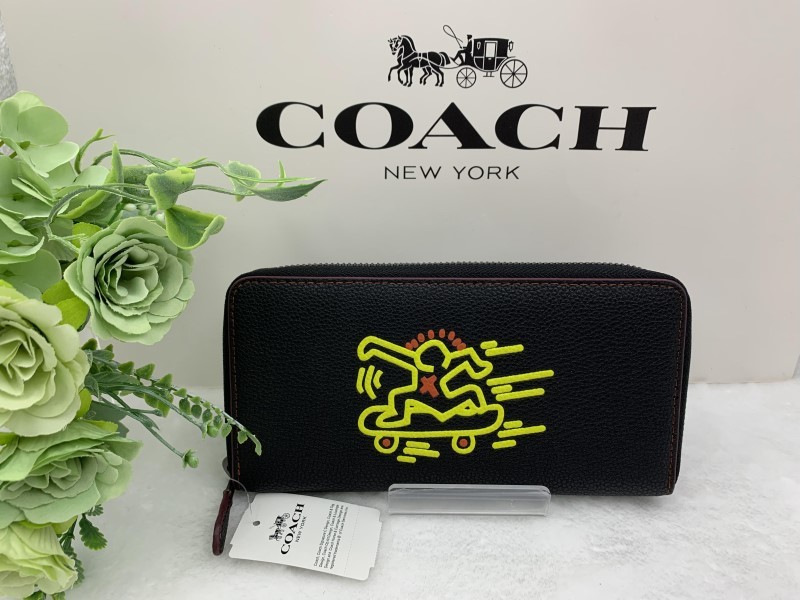 ✨新品未使用✨新作 COACH 長財布 ブラック Cロゴ ユニセックス 78【1