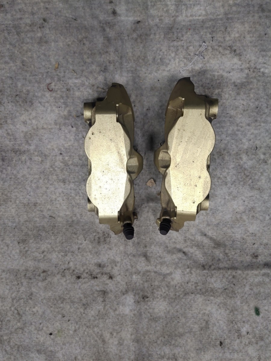 スズキ SUZUKI隼 GSX1300R brembo ブレンボキャリパー左右 ブレーキ