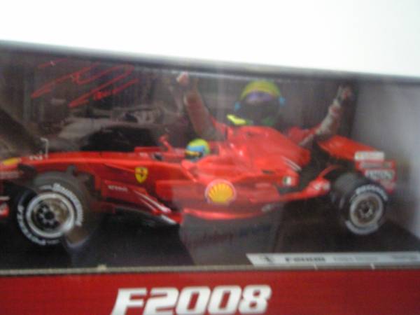 1/18 F2008 マッサ 未展示ですが中古ですで多少箱傷みはご了承下さい