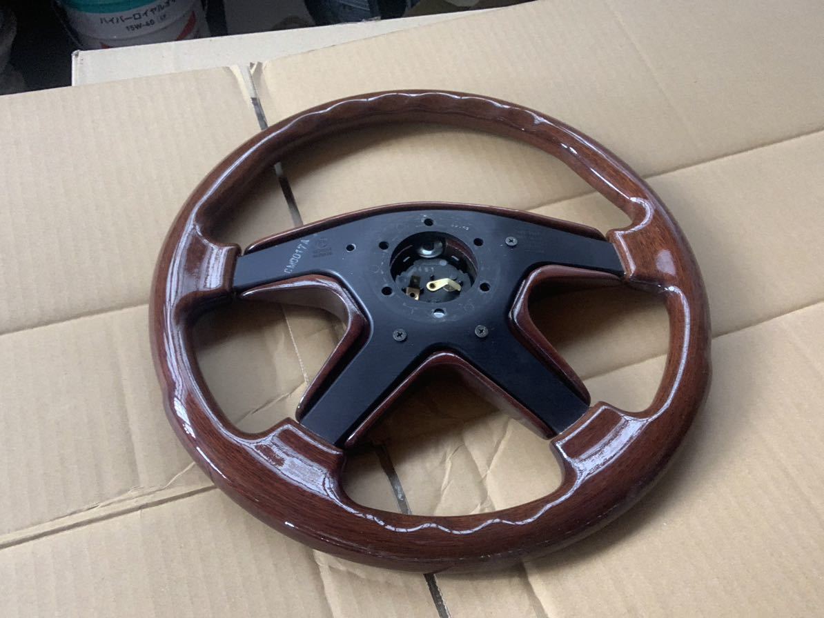 MOMO モモ ステアリング フルウッド 4本スポーク momo 旧車 当時