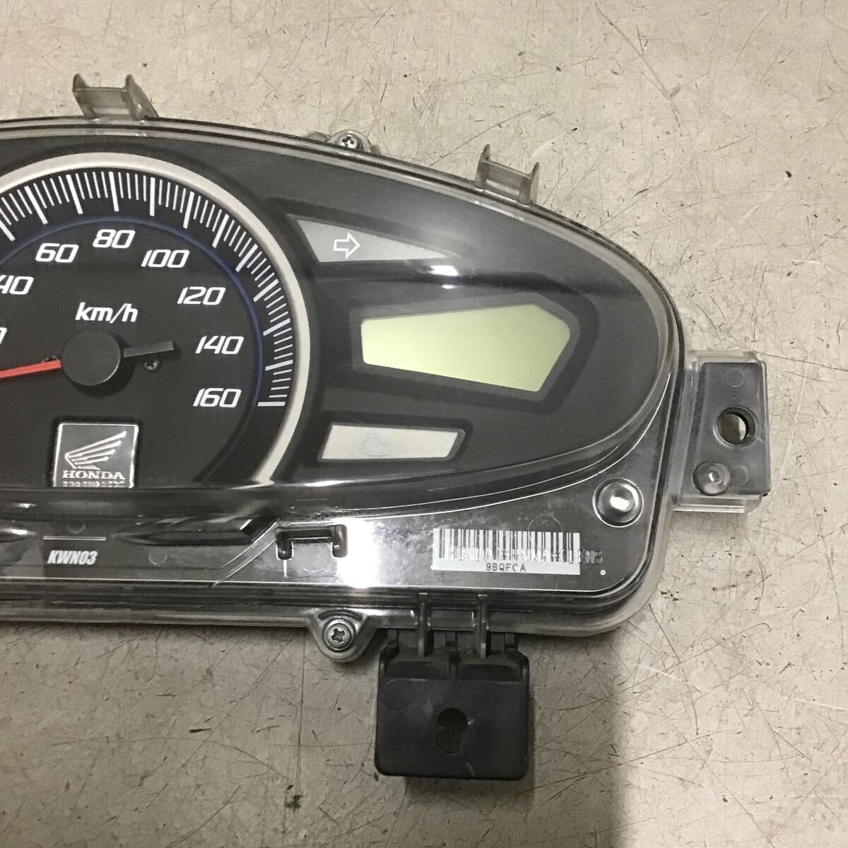 c31-5 ホンダ PCX125 JF28 スピードメーター 動作確認済み 純正部品