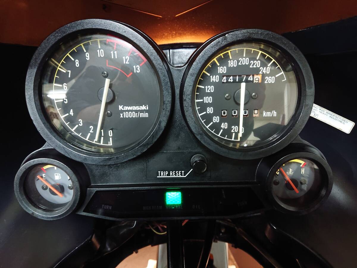 雅　GPZ900R　メーター　逆車A1 GPZ900R ZX900A 逆車フルパワーモデル 検R7年1月 オイルパン大容量化(+