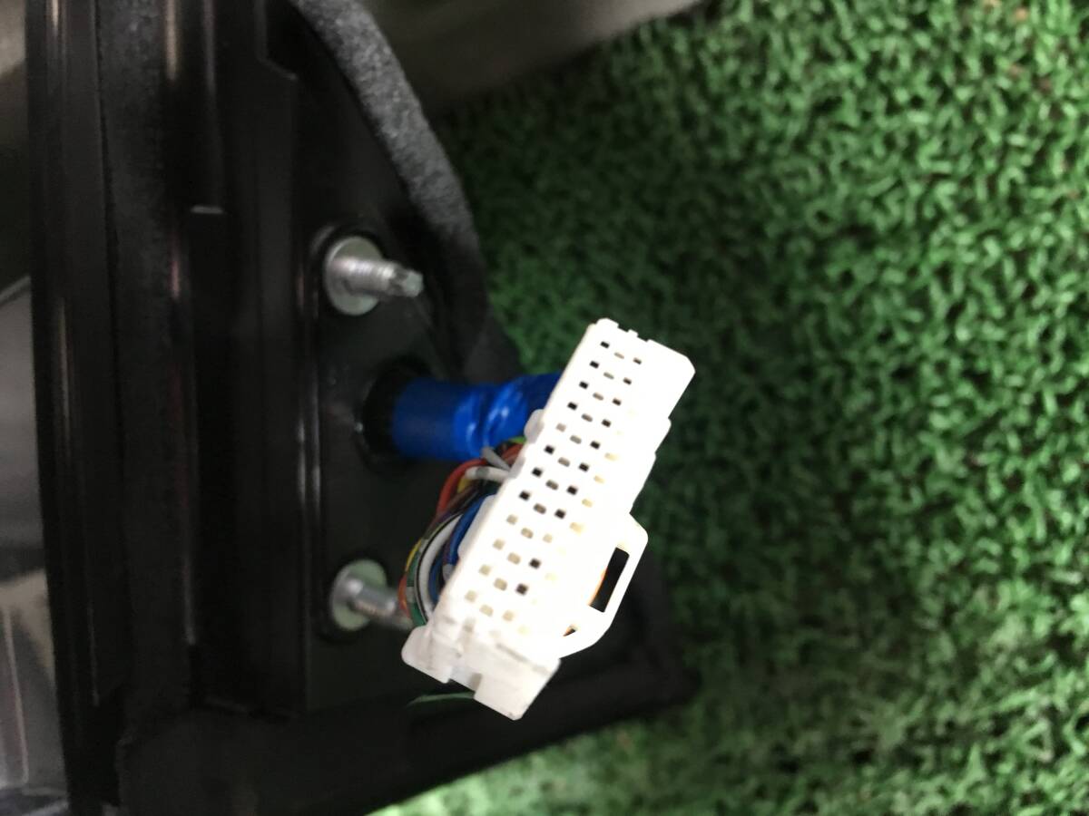 606-M0343b★ フーガ KY51 右 ドアミラー KAD 平成28年 17ピン ICHIKOH 8324 038088 電格 ミラー ウインカー 動作確認済 カメラ付 Y51_8