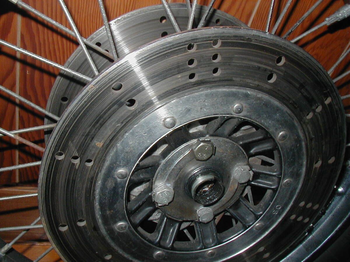 □Z750FZ900FZ1000F□純正19インチフロントスポークホイル 多穴DISK